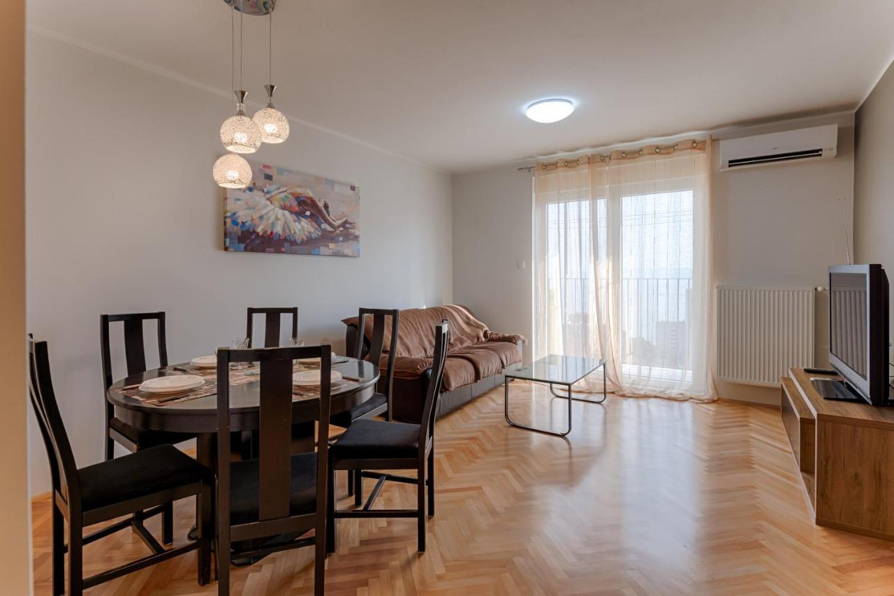 Two Bedroom Apartment Paris リエカ エクステリア 写真