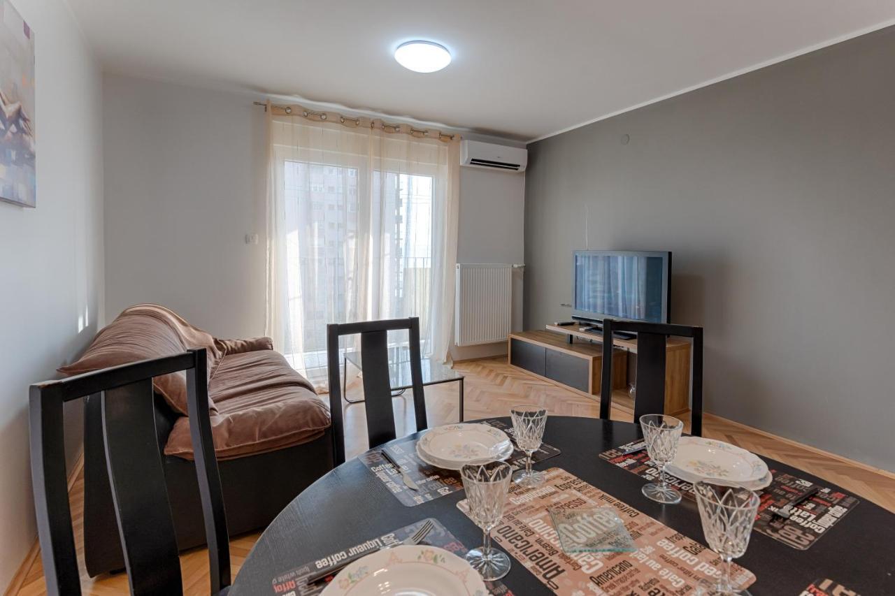 Two Bedroom Apartment Paris リエカ エクステリア 写真