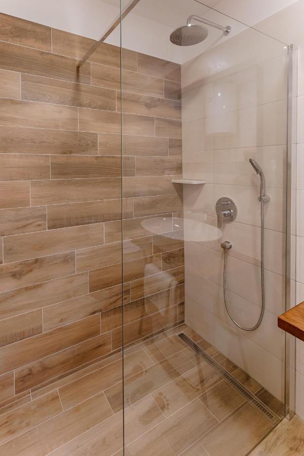 Two Bedroom Apartment Paris リエカ エクステリア 写真
